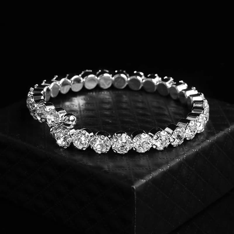 4 pezzi/set set di gioielli in cristallo da donna per donna collana con ciondolo braccialetto orecchino a bottone collana a catena con zirconi bianchi