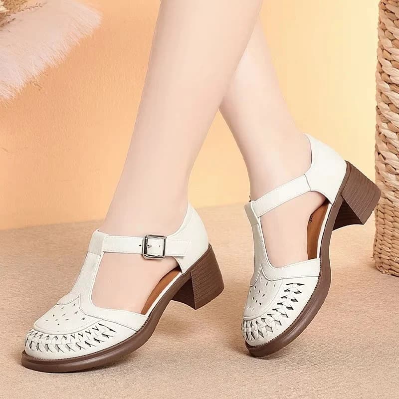 Sandali in morbida pelle con ritaglio a testa tonda con cinturino a T da donna eleganti da ufficio da 5 cm Sandali estivi con tacco medio 2025 per mamma in ufficio