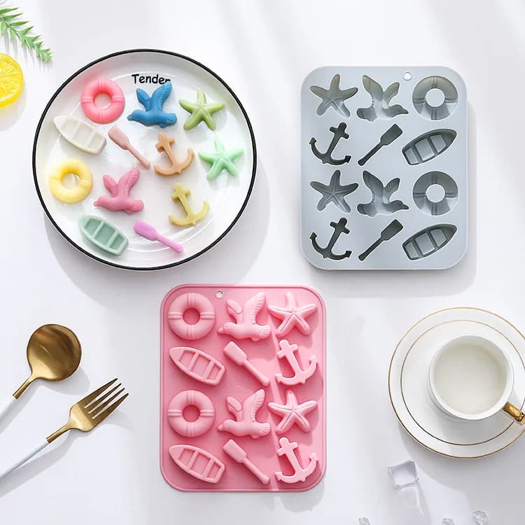 12 forme a tema nautico: uccelli marini, navi, stelle marine e altre 6 forme diverse, colla a base di collodione, stampo in silicone, stampo per torte