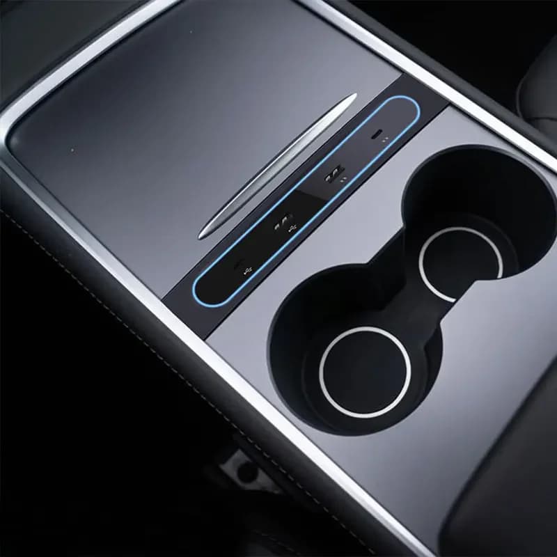 Docking station per Tesla Model 3 21-22 Model Y 20-24 27W Caricatore rapido USB Shunt Hub Adattatore per auto intelligente alimentato