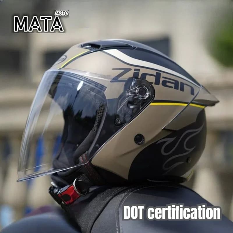 Casco Moto 3/4 di Marca, Casco da Guida per Bici Elettrica con Fodera Interna Rimovibile, Protezione Orecchie, Traspirante con Fori Multipli, Omologato DOT