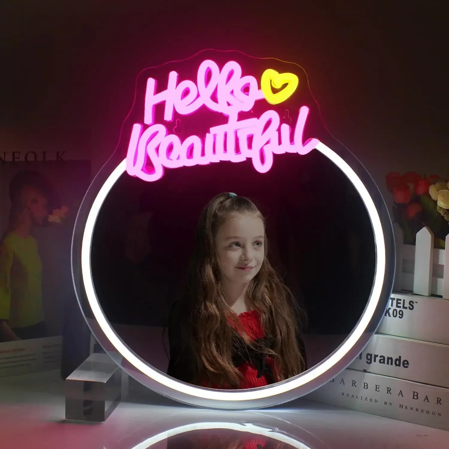 Insegna Luminosa a LED 'Hello Beautiful' con Cuore per Camera da Letto, Vanità, Decorazione Stanza Trucco, Regalo, Arte Murale LED, Illuminazione Romantica Rosa