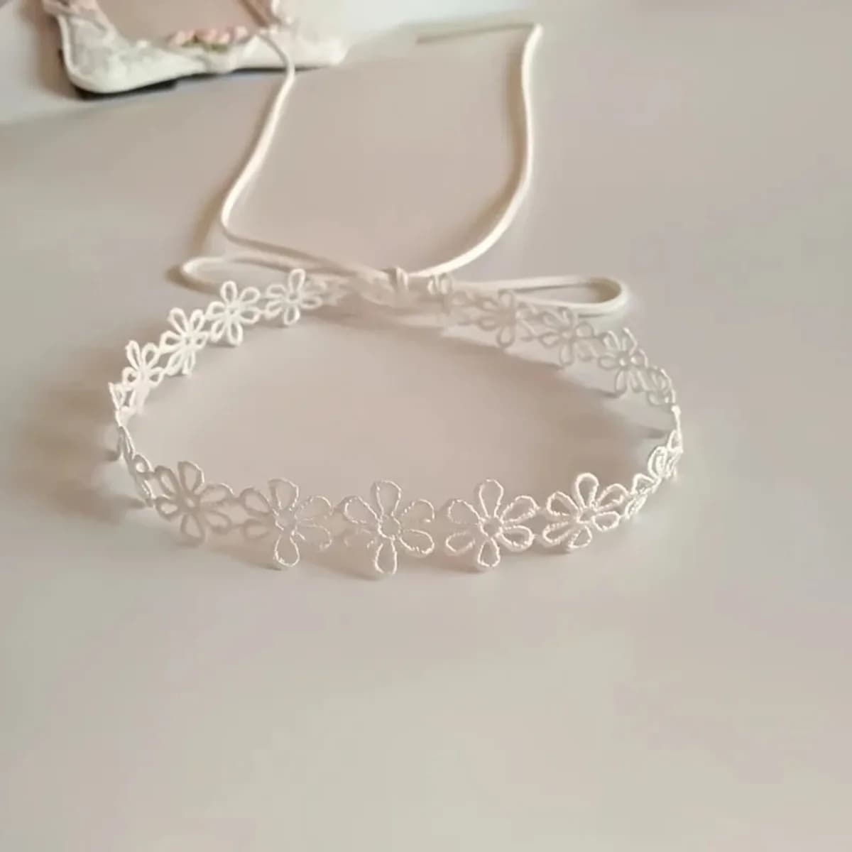 1/2 Pezzi Collana Girocollo in Pizzo Nero e Bianco, Semplice Catena per Clavicola, Gioiello Elegante da Collo per Donne