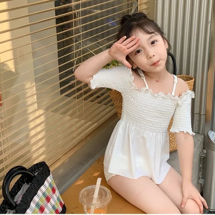 Kids Swimwear 2024 Summer New Girls Sling Swimwear Korean Version Swimwear Solid Color Three Piece Set