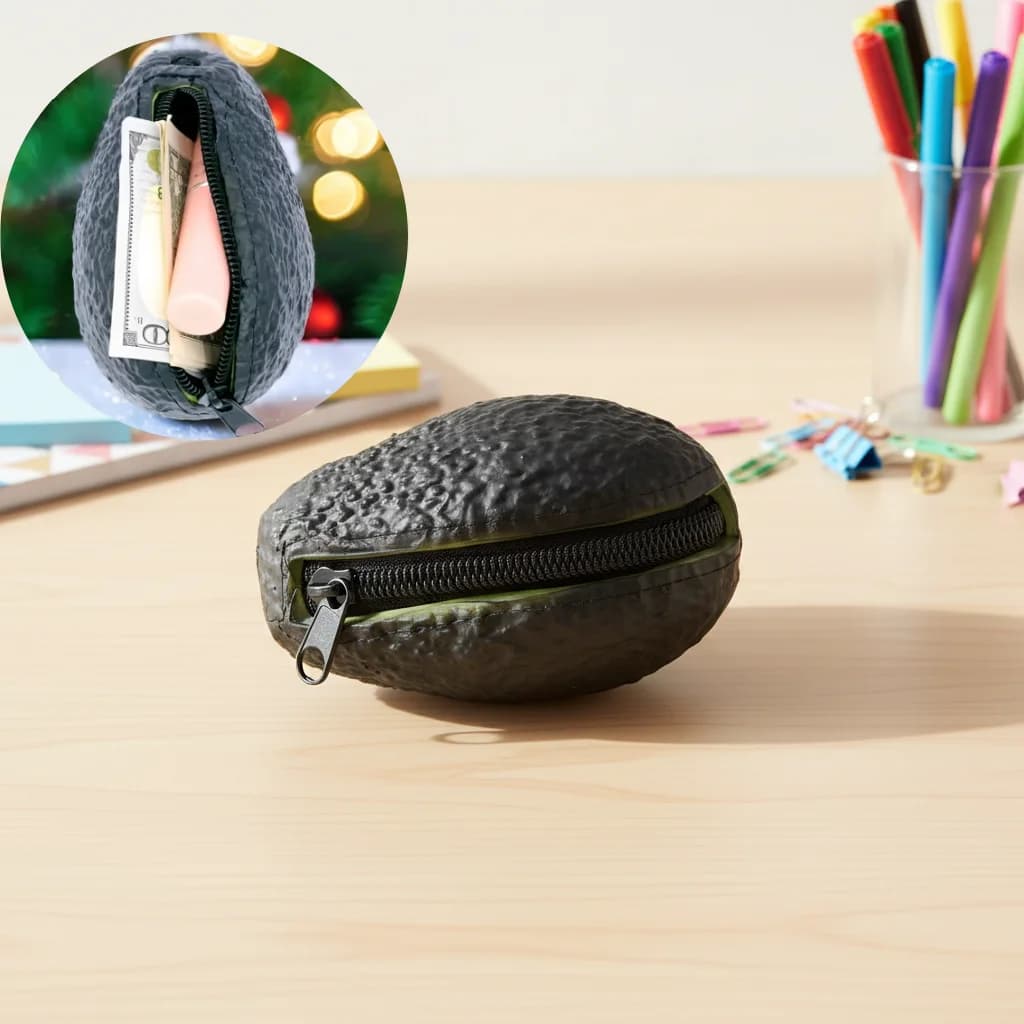 Hass avocado-shaped coin purse, cute and creative, for woman, mini portable bag with zipper, ideal as a gift.