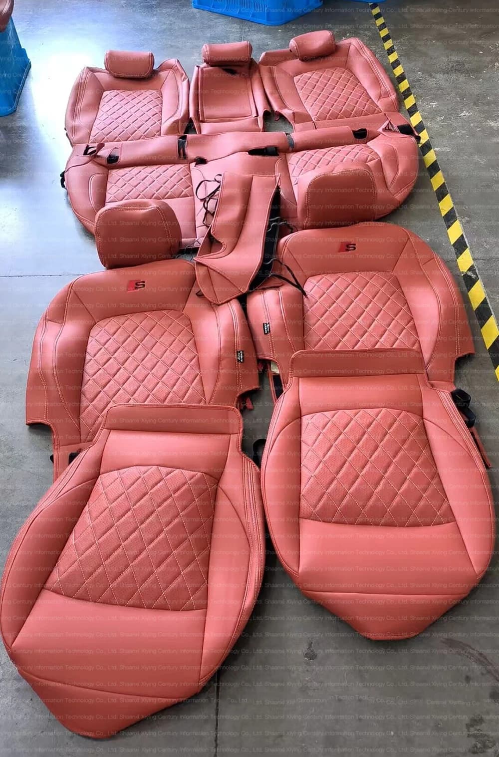 Customize suitable accessories Car Seat Cover 5 Seats Full set of leather for Audi A4 Audi A6 Q3 Q7 with central diamond stitching