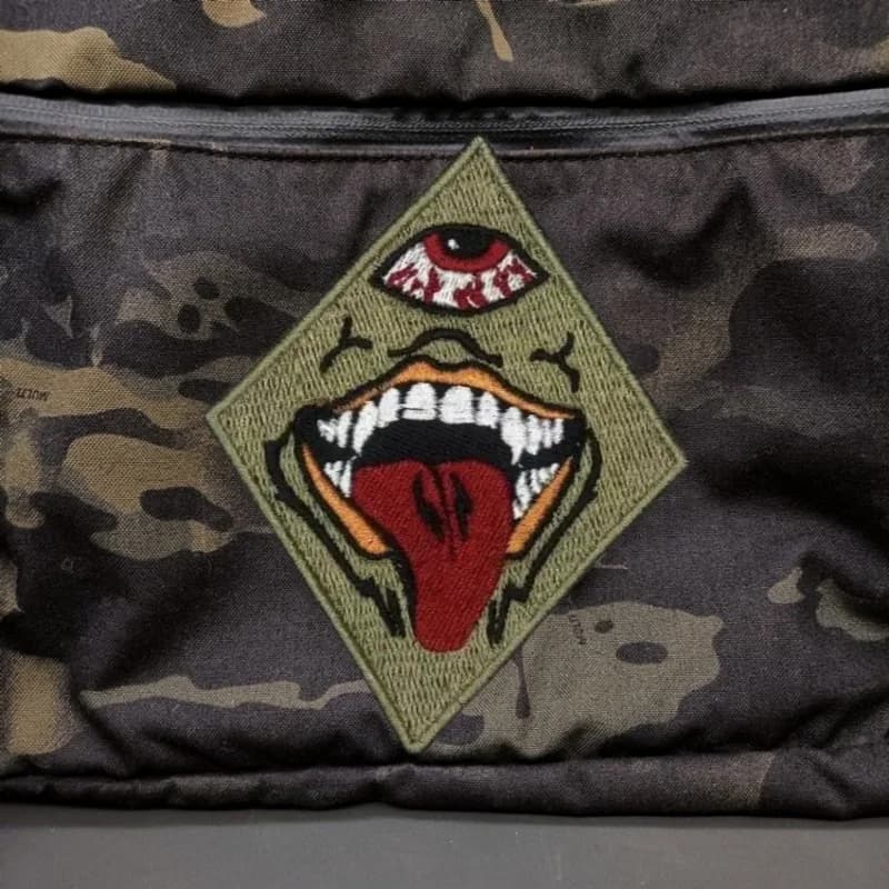 "Hand of Strength Design" Embroidered Patch on Clothes Tactical Morale Badge Hook and Loop Patches Backpack Stickers Applique