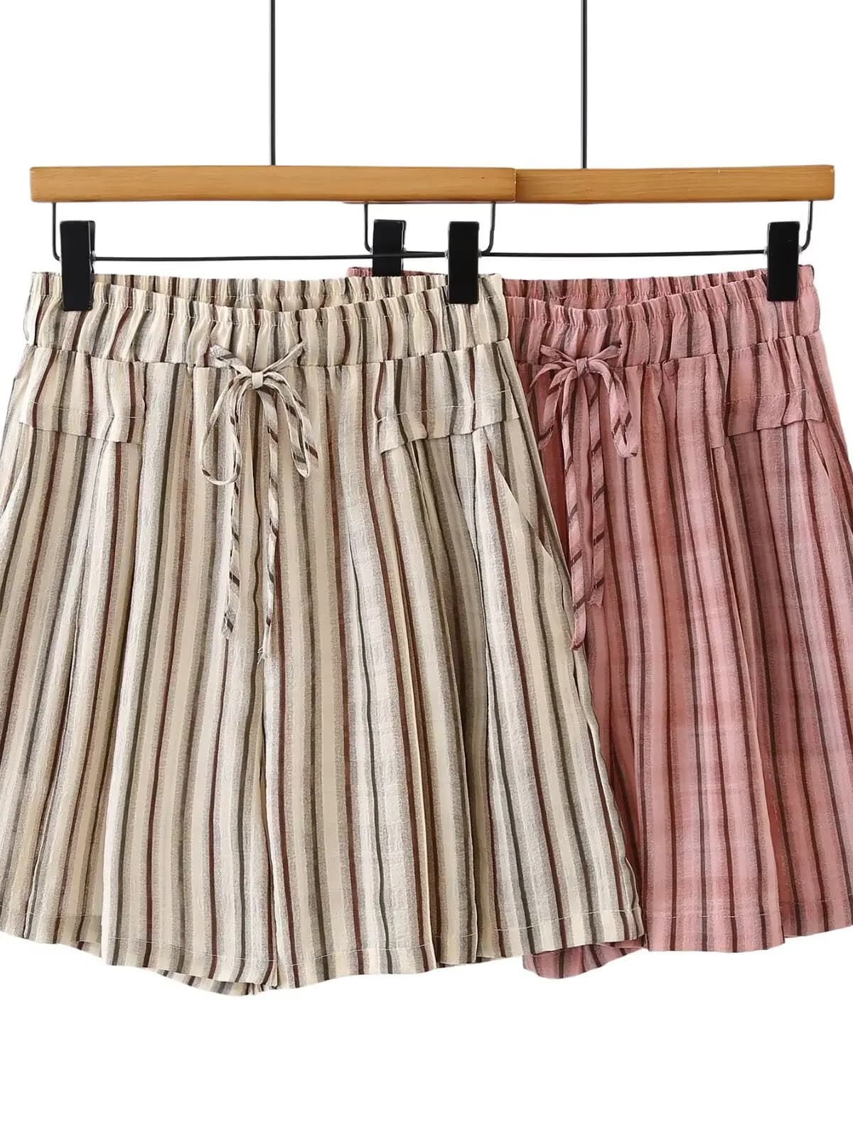 plus Size Women's Summer Korean Style Striped Shorts Casual Elastic Waist Drawstring Versatile Personality Five-Quarter Pants