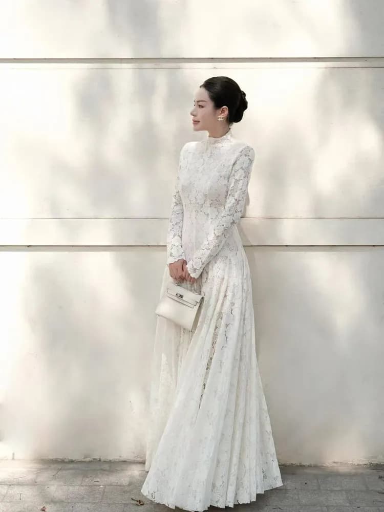 Elegant Long Sleeve White Lace Dress Autumn Winter Slimming Stand Collar Full Skirt Dress Wedding Ceremony Banquet Evening Gown