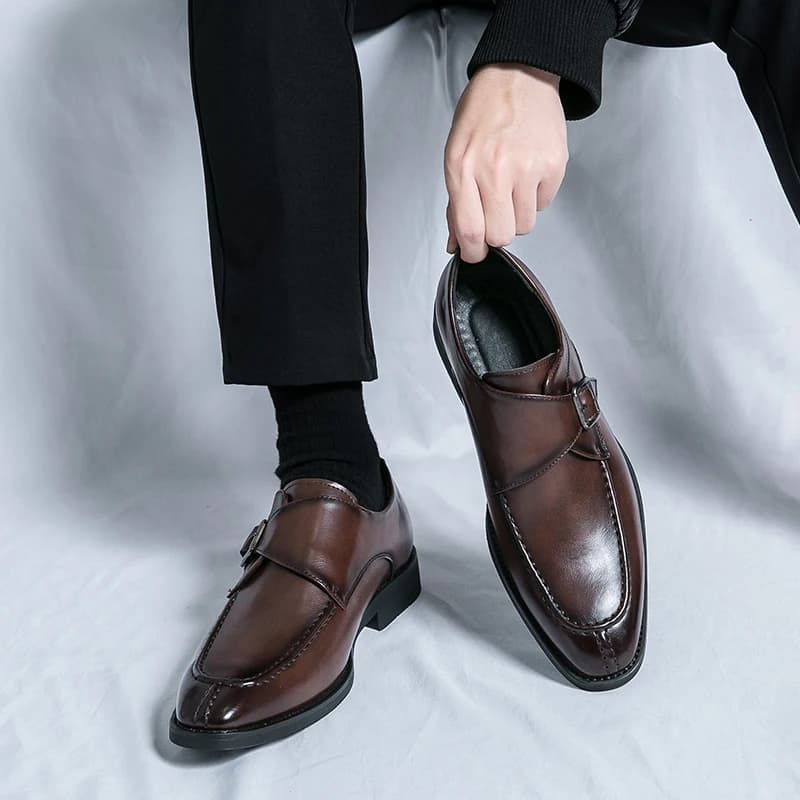 Scarpe da uomo casual in pelle da lavoro in pelle bovina retro testa tonda scarpe in pelle britannica scarpe da uomo in pelle con testa grande marea
