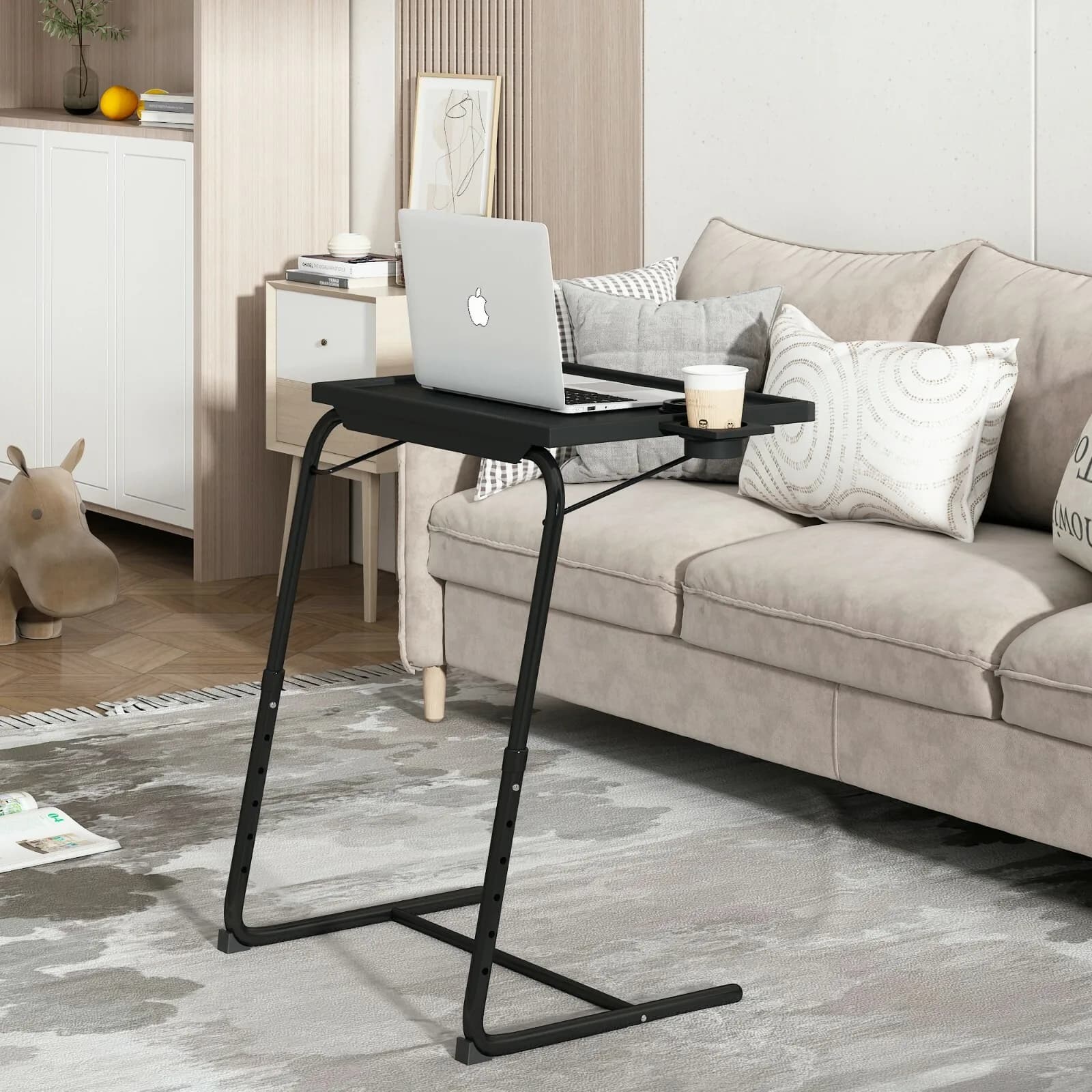 Tavolino Portatile Regolabile in Altezza per Laptop e TV con Portabicchieri, Utilizzabile sul Letto
