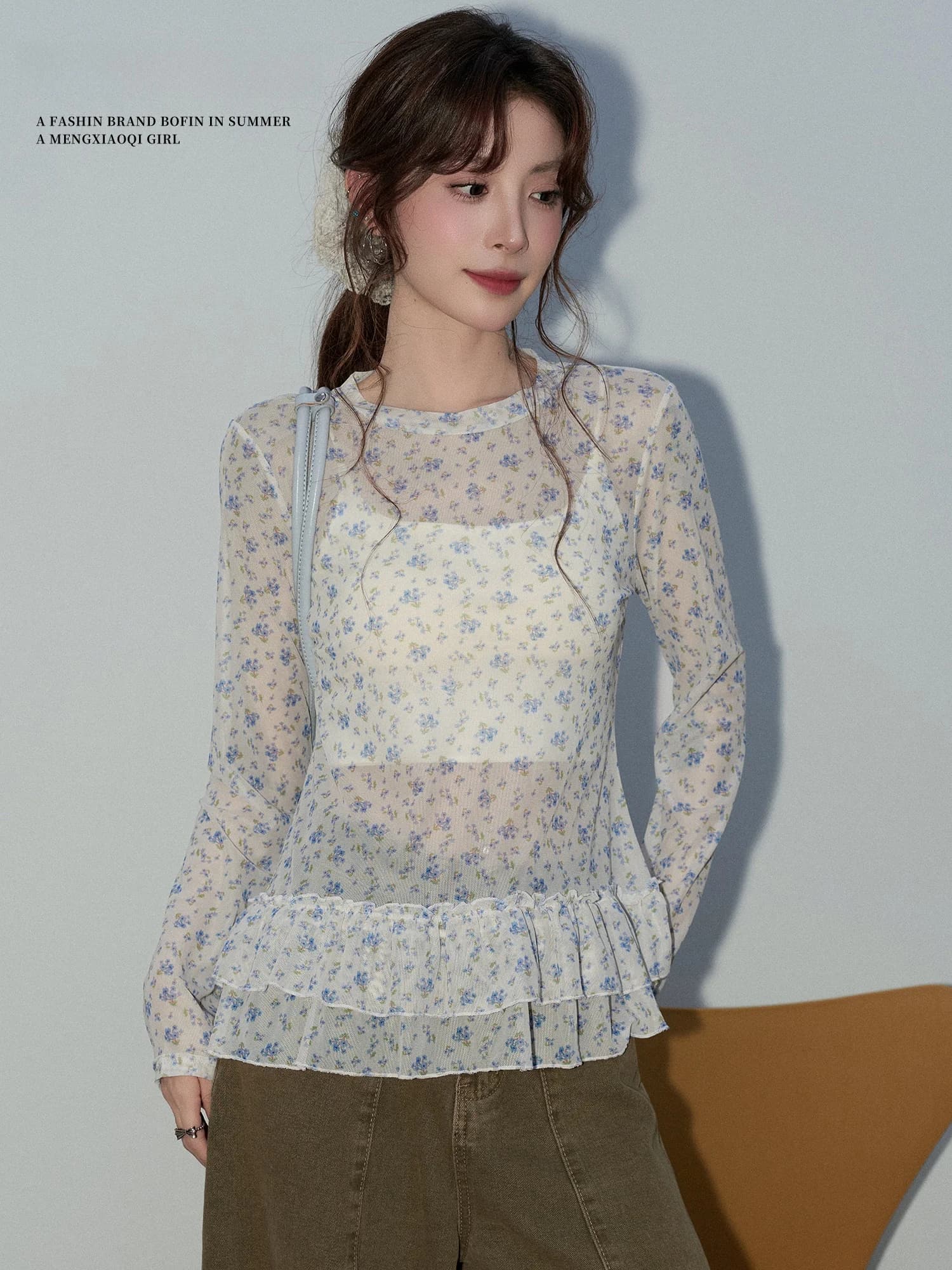Meng Xiaoqi Blue Floral Embellished Mesh Base Shirt Women's Spring Layering Inner Wear Lace Trim round Neck Top