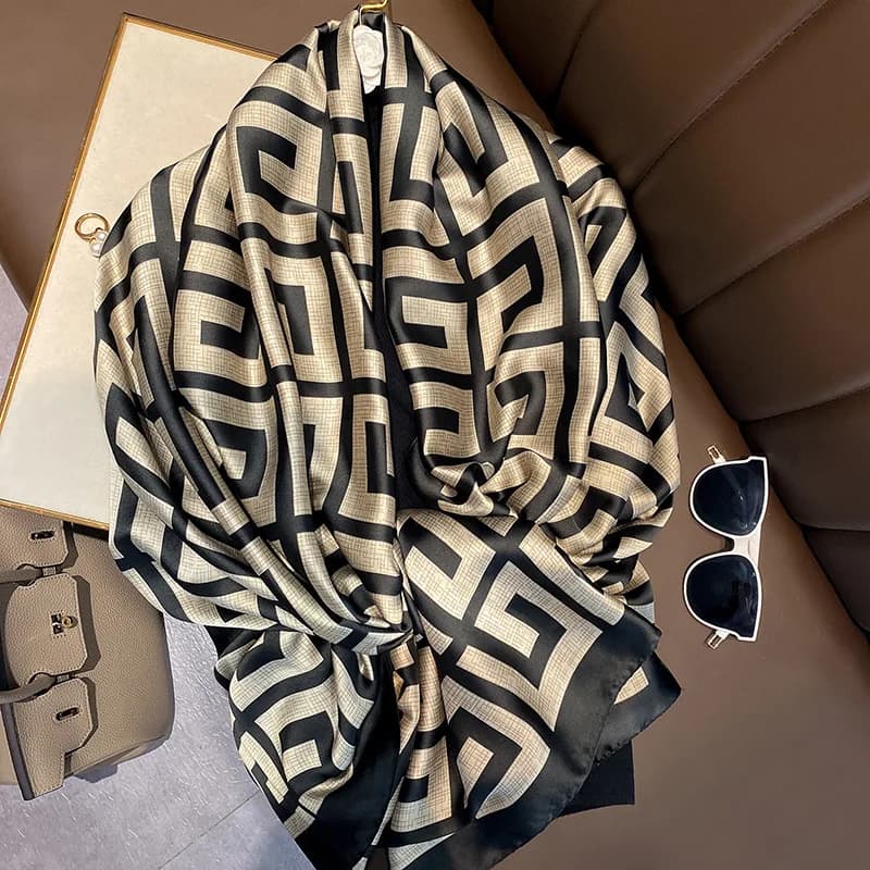 Fashion Print Large Swivel Wrap Silk Scarf Woman Luxury Brand Satin Bandana Turbante Foulard Summer Beach Stole