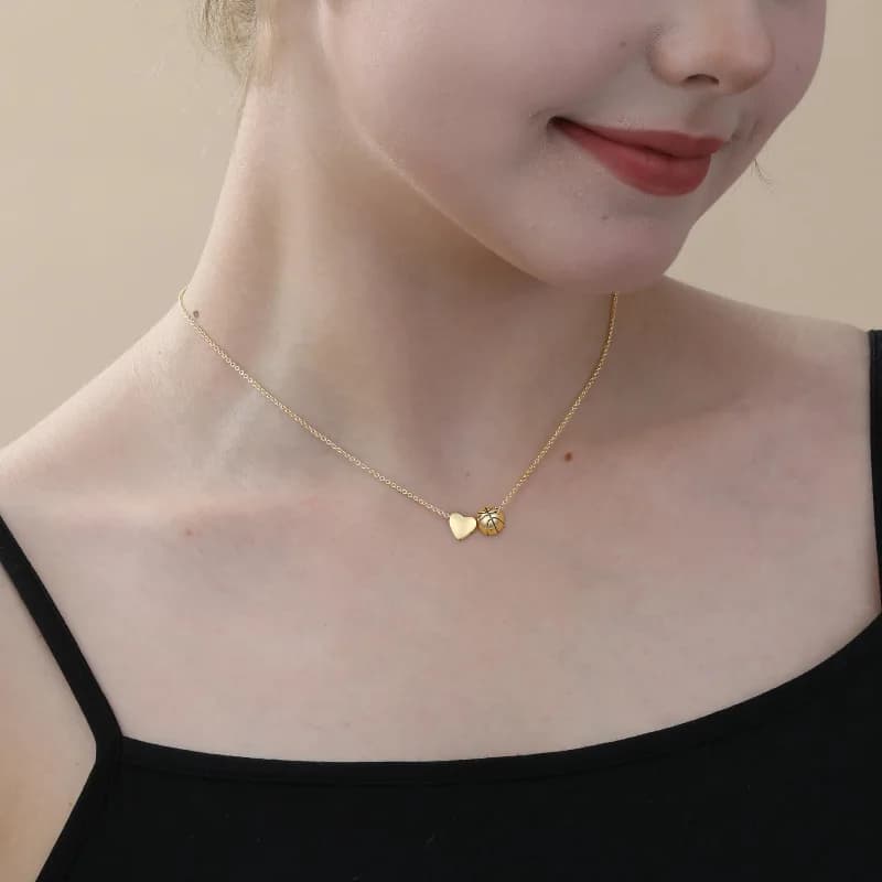 Collana con Ciondolo a Forma di Pallone Sportivo, Catenina con Pendente da Basket, Pallavolo, Baseball, Gioiello alla Moda per l'Amicizia, Regalo per Donne