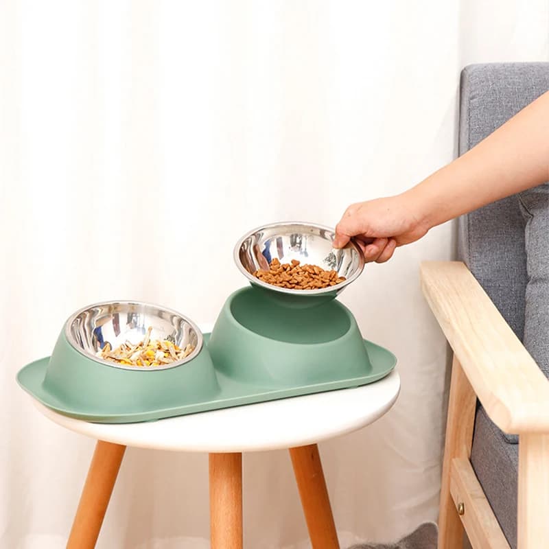 Ciotola per mangiatoia per gatti inclinata ergonomica ciotola per cani in Silicone rialzato in acciaio inossidabile per cani grande senza fuoriuscite tappetino per animali domestici forniture per alimenti per gatti