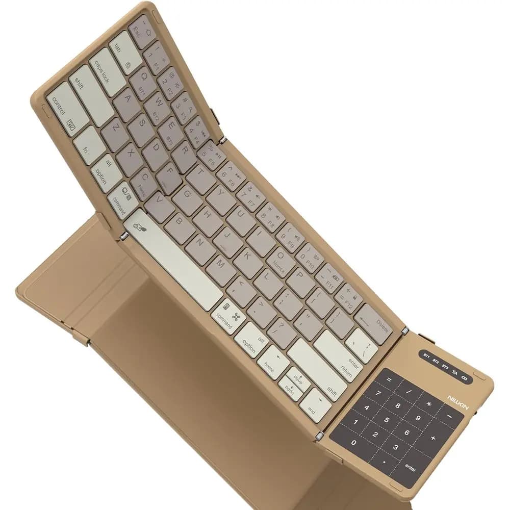 Tastiera Bluetooth portatile a grandezza naturale con touchpad e tastierino numerico per laptop, tablet e iPad, con rivestimento in pelle siliconica C
