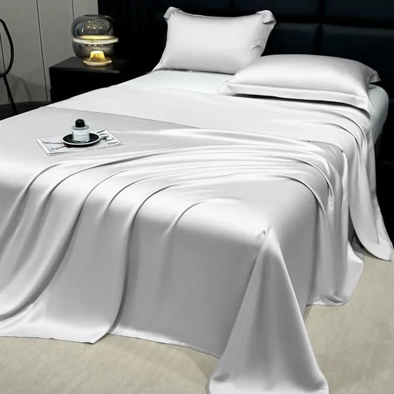 Set Lenzuola Estivo in Finta Seta, Kit Copriletto Traspirante e Rinfrescante, Super Morbido e Confortevole, Copripolvere per Letto