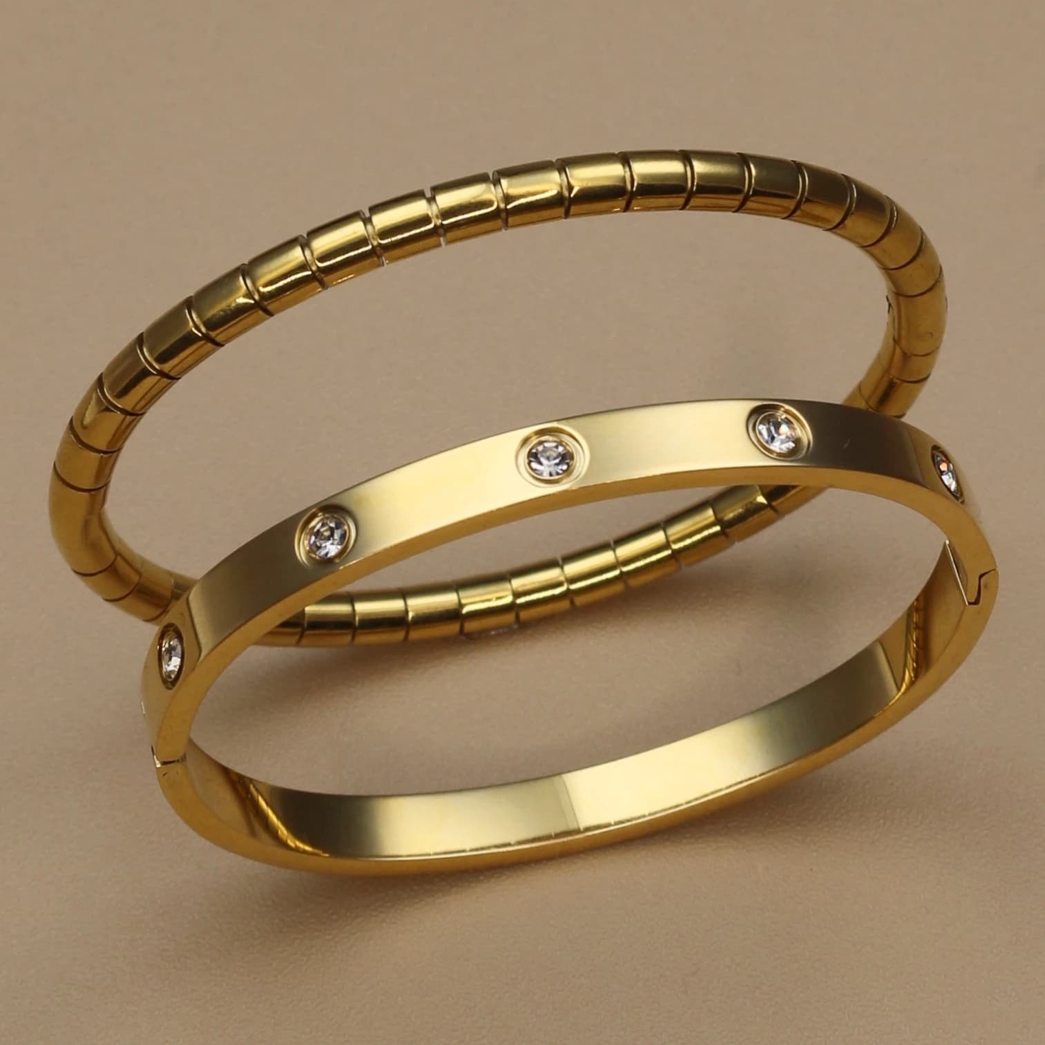 XCB-019 High Polished Stainless Steel Gold Color Waterproof Bracelet Light Luxury Luster Zircon Women's Bangle Fashion Jewellery
