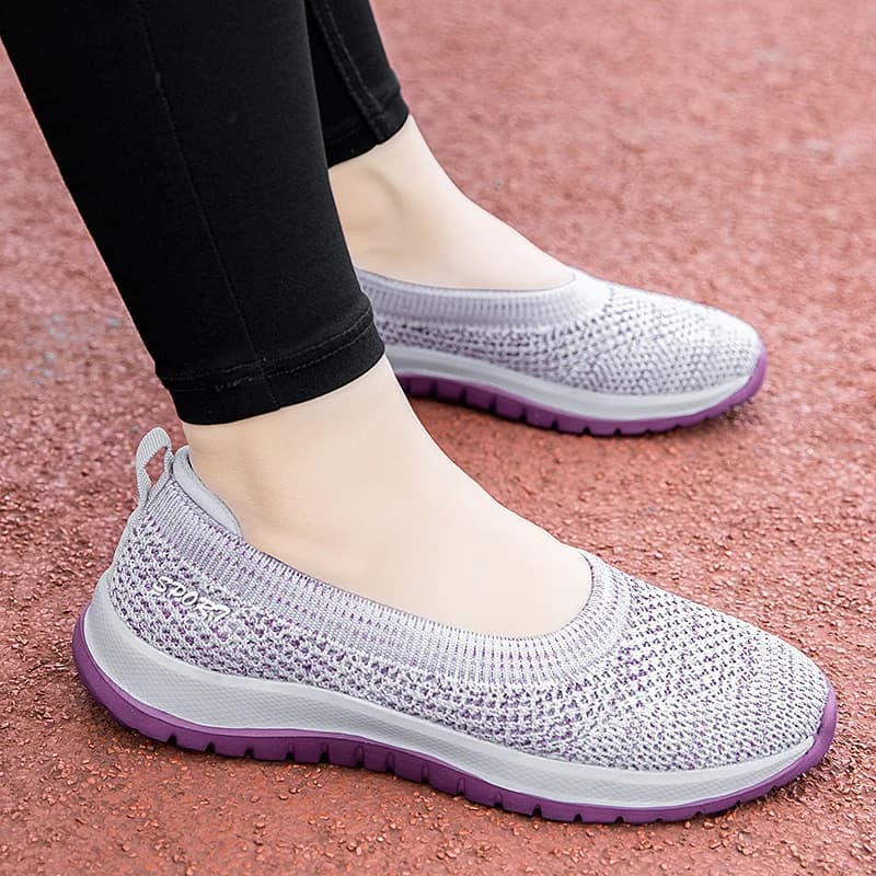 Scarpe da passeggio comode casual estive da donna Zapatillas De Mujer Moda Trendy Mesh Traspirante Slip on Sneakers con suola morbida 41