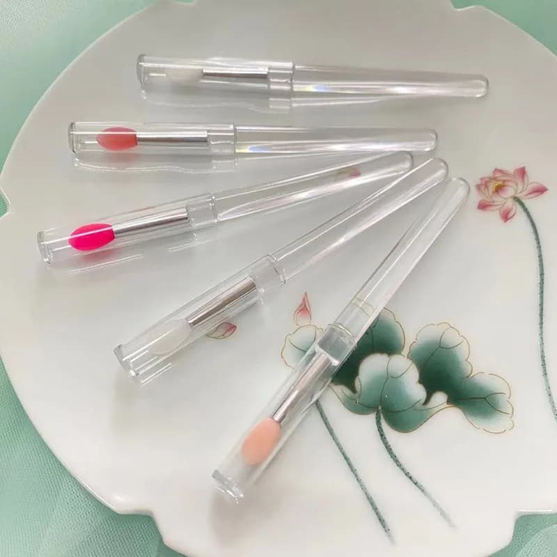 Pennello per trucco in silicone smussato per eyeliner per sopracciglia Pennelli per spoolie Strumento per eyeliner Rossetto Lucidalabbra Pennelli per trucco piatti