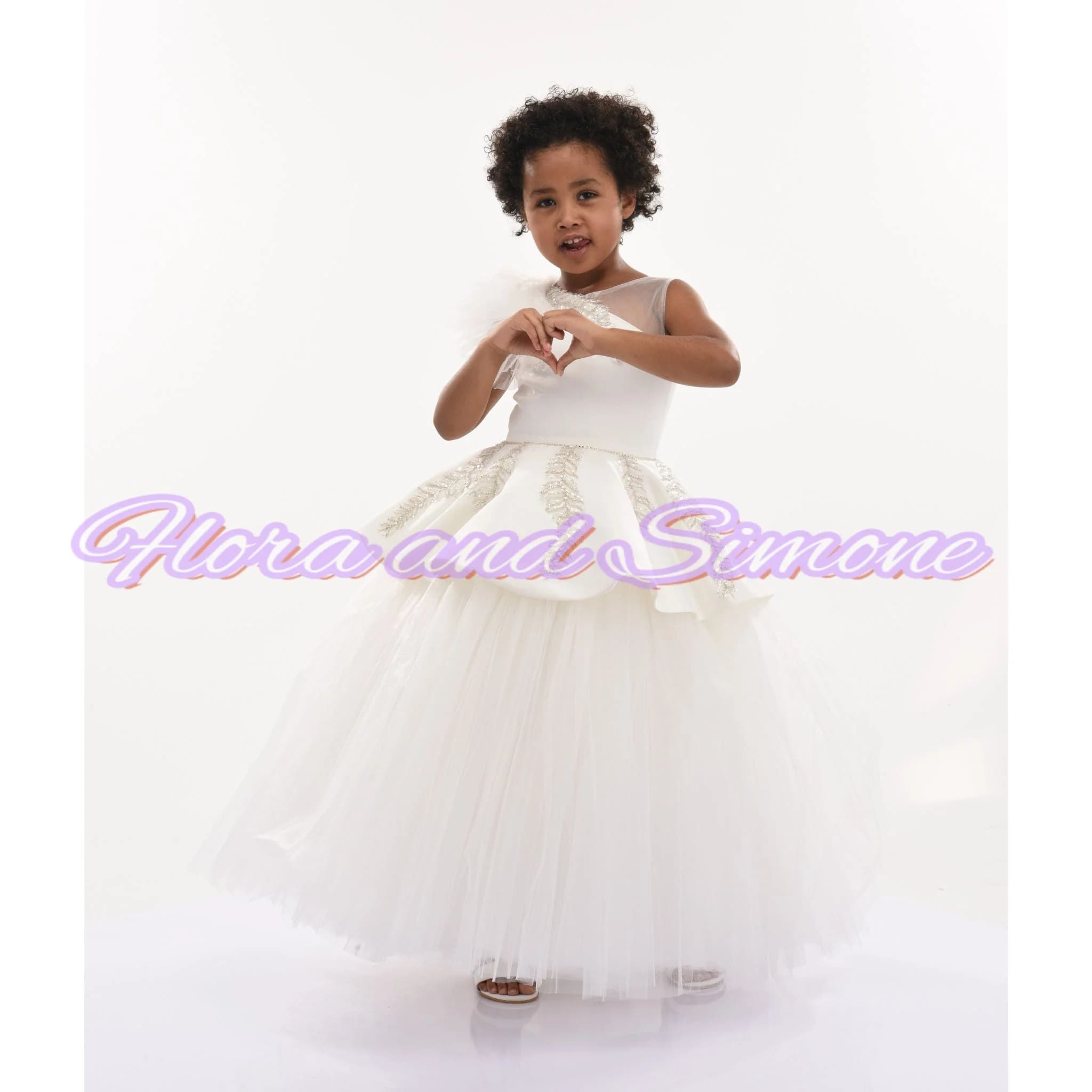 Abito da ballo bianco personalizzato Abito da ragazza di fiori per matrimonio per bambini Compleanno Eleganti applicazioni Perline Rosso Prima Comunione Festa di lusso