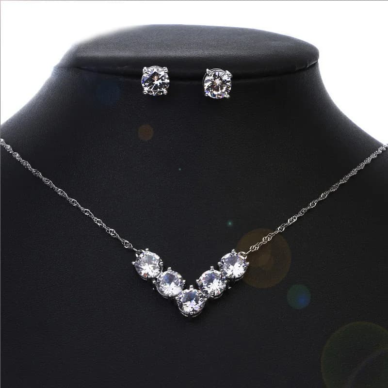 Set di Gioielli Stile Fresco, Collana e Orecchini con Cristalli CZ Rotondi a Quattro Punte, Regalo Dolce per Migliori Amiche