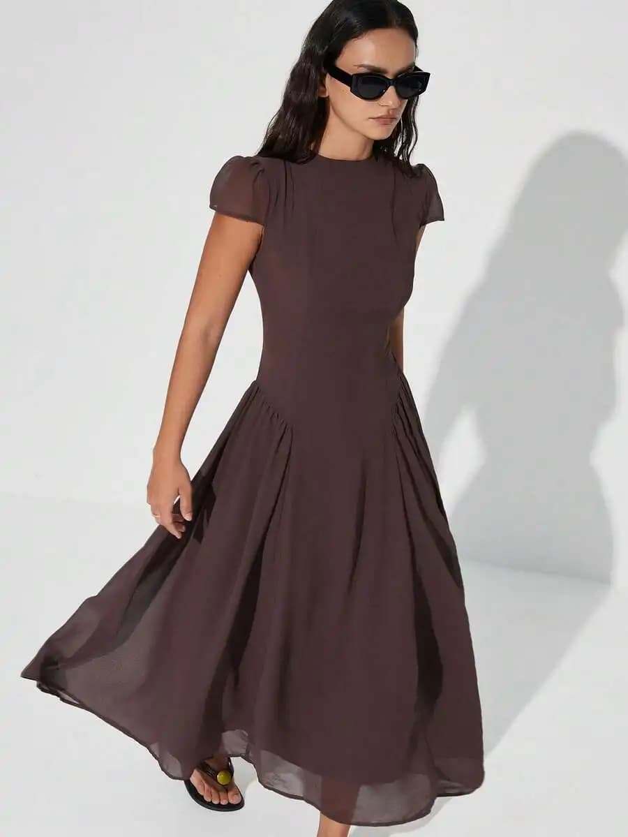 Elegante Abito Midi in Chiffon con Maniche a Sbuffo, Linea ad A, Vita Stretta e Orlo Svasato