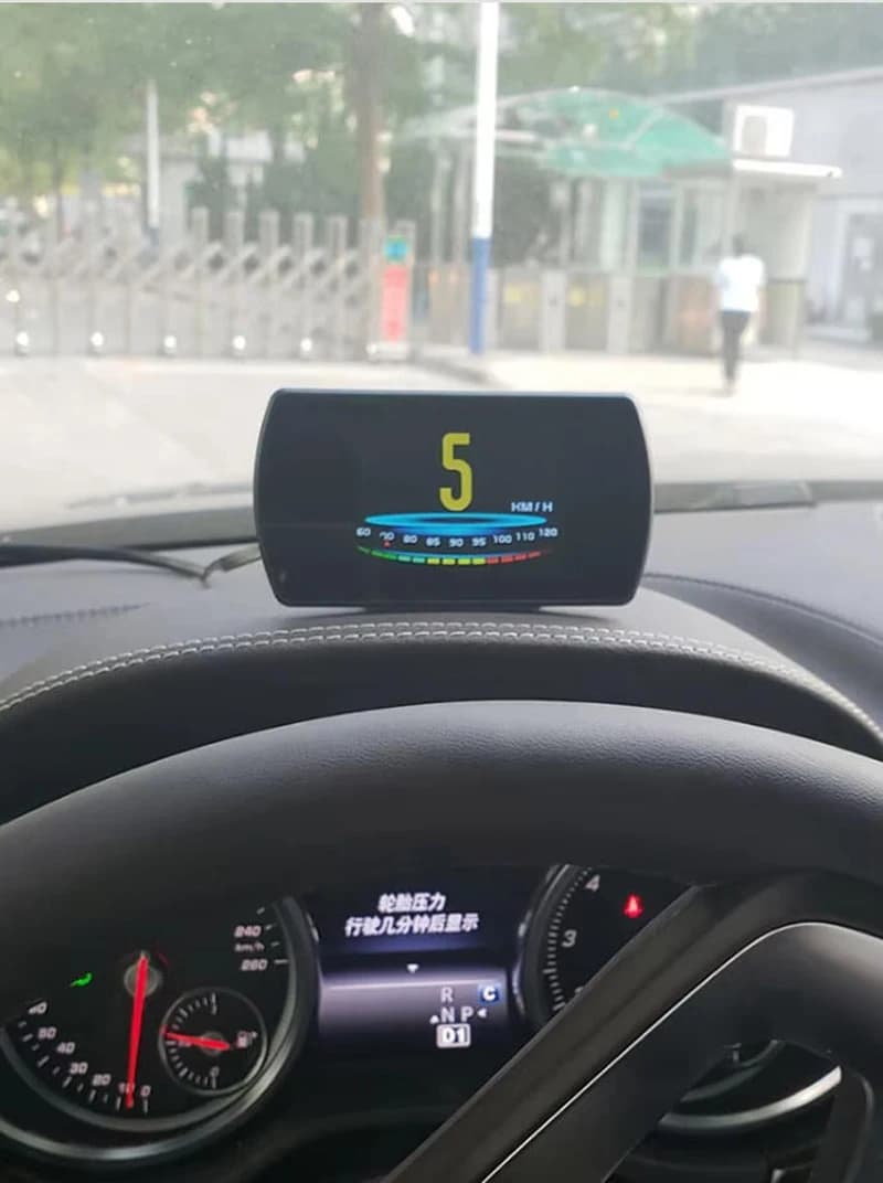 BigBigRoad Auto HUD Head Up Display OBD 2 Parabrezza Proiettore Per Land Rover Defender Discovery Range Rover 2014 2015 2016 2017