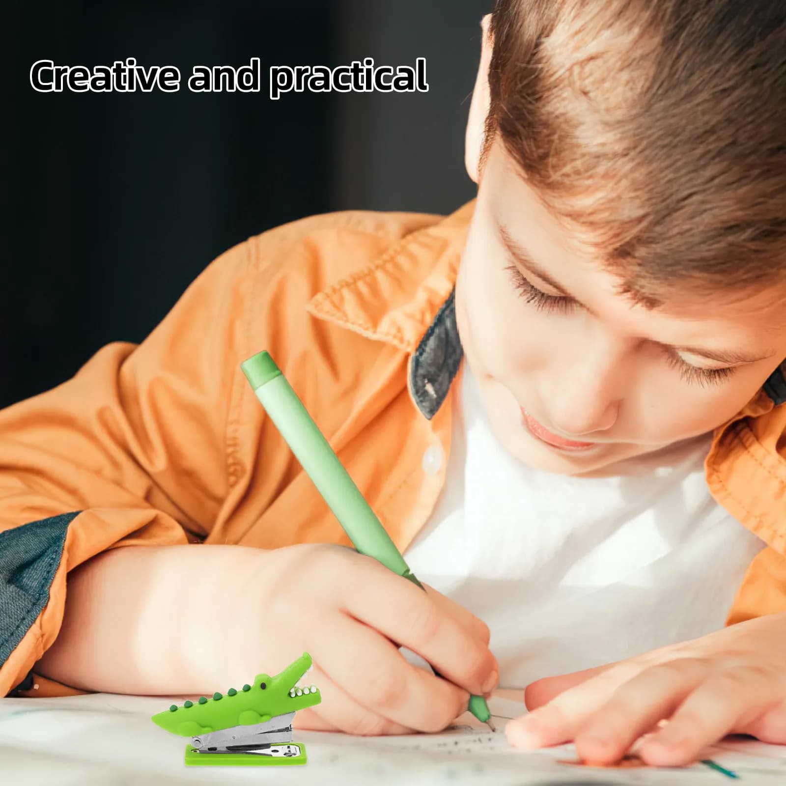 Mini Graffettatrice Portatile a Cartone Animato per Ufficio, Scuola e Casa - Scorrimento Interno Fluido, Senza Congelamenti, Design Carino ed Estetico