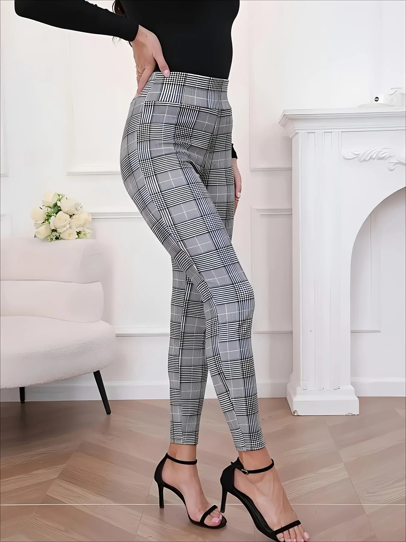 Women's Grey Plaid Print High Waist Leggings Elastic Waistband Skinny Fit Ankle Length Stretchy Casual Pants