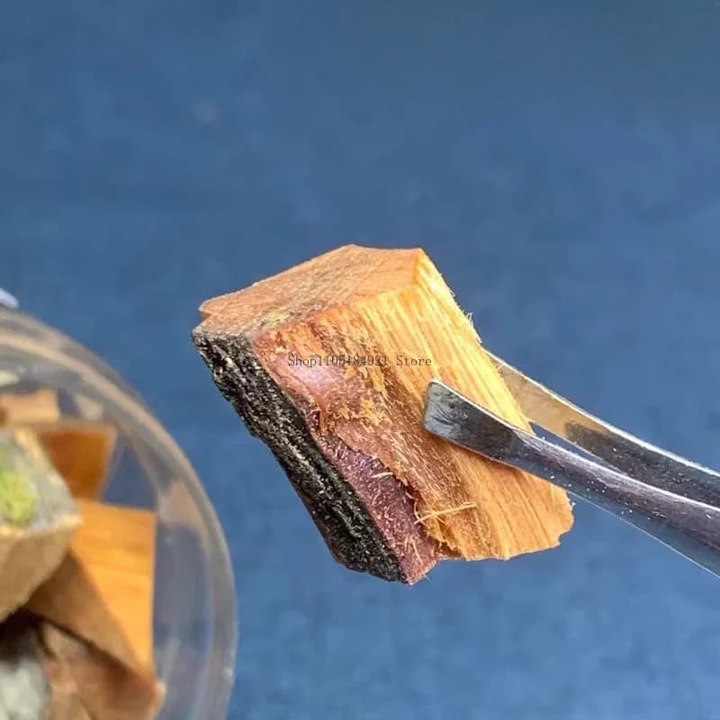 Blocchi di Legno di Cipresso Taihang Invecchiato con Olio Nero 100g, Materiali per Incenso Elettrico, Aromaterapia per Casa e Ufficio, Purificazione dell'Aria