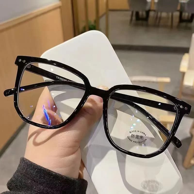 Accessories for Korean Style Eyewear, Blue Anti-Light, Design that Slenders Face, High Value Makeup Look for Women