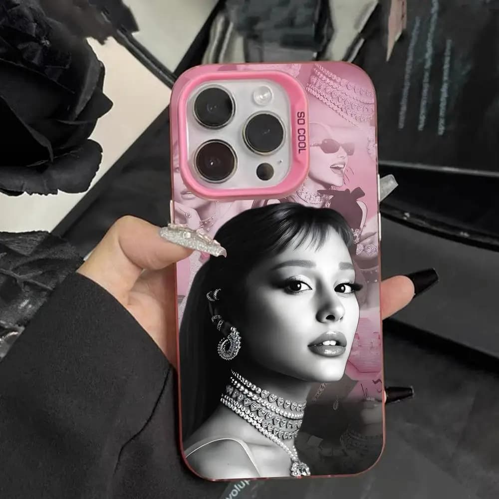Custodia per cellulare Ariana Grande per iPhone 17 16 15 14 13 12 11 X XR XS 8 7 Air Pro Max Plus Cover rosa traslucido