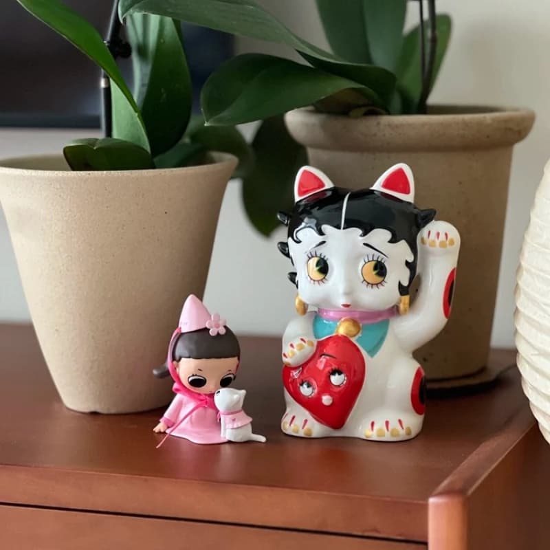 Statuette di gatti portafortuna in stile cartone animato, decorazioni in ceramica a forma di gatto, ornamenti romantici per la ricchezza, per soggiorni, camere da letto e negozi, decorazioni per la casa