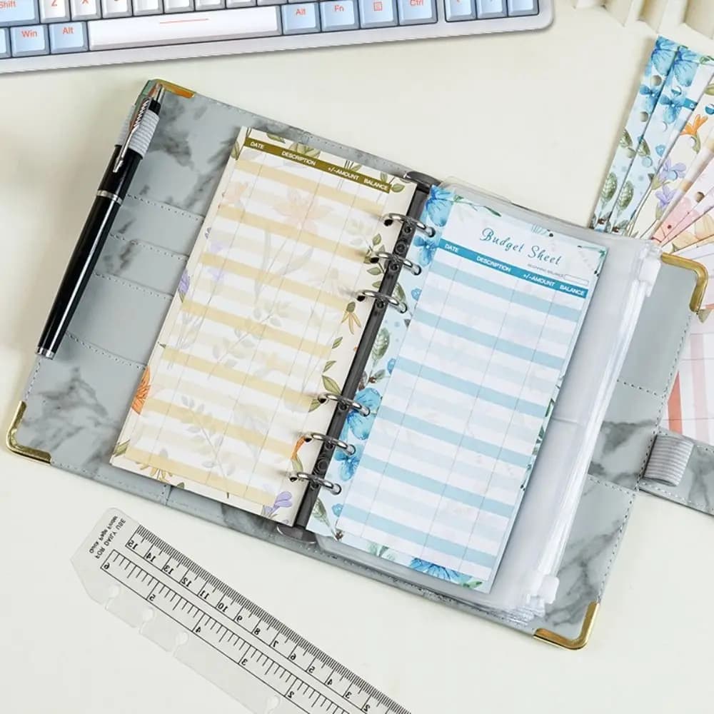 Raccoglitore per risparmiare denaro marmorizzato per notebook, libro per sfide di risparmio impermeabile in PU con angolo protettivo, pianificatore di denaro A6 per studenti