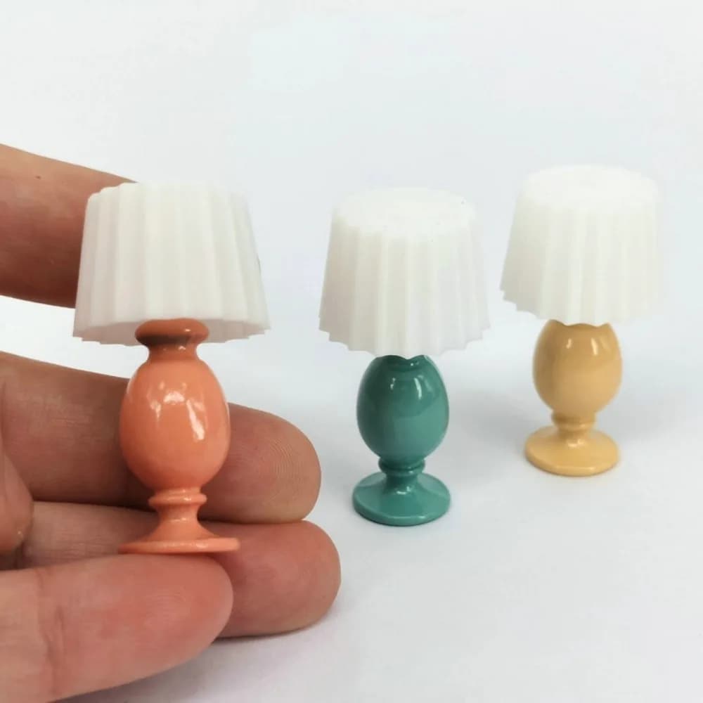 Lampada da Scrivania in Miniatura 1:12 per Casa delle Bambole, Modello con Motivi Simulati, Vari Stili, Giocattolo per Gioco di Ruolo