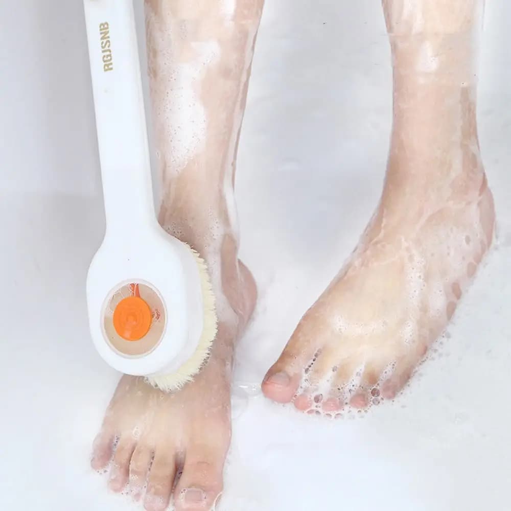 Spazzola da Doccia con Manico Lungo, Setole Morbide per Esfoliazione con Dispenser di Sapone, Spazzola da Bagno Confortevole per Scrub Schiena, per Bagno e Casa