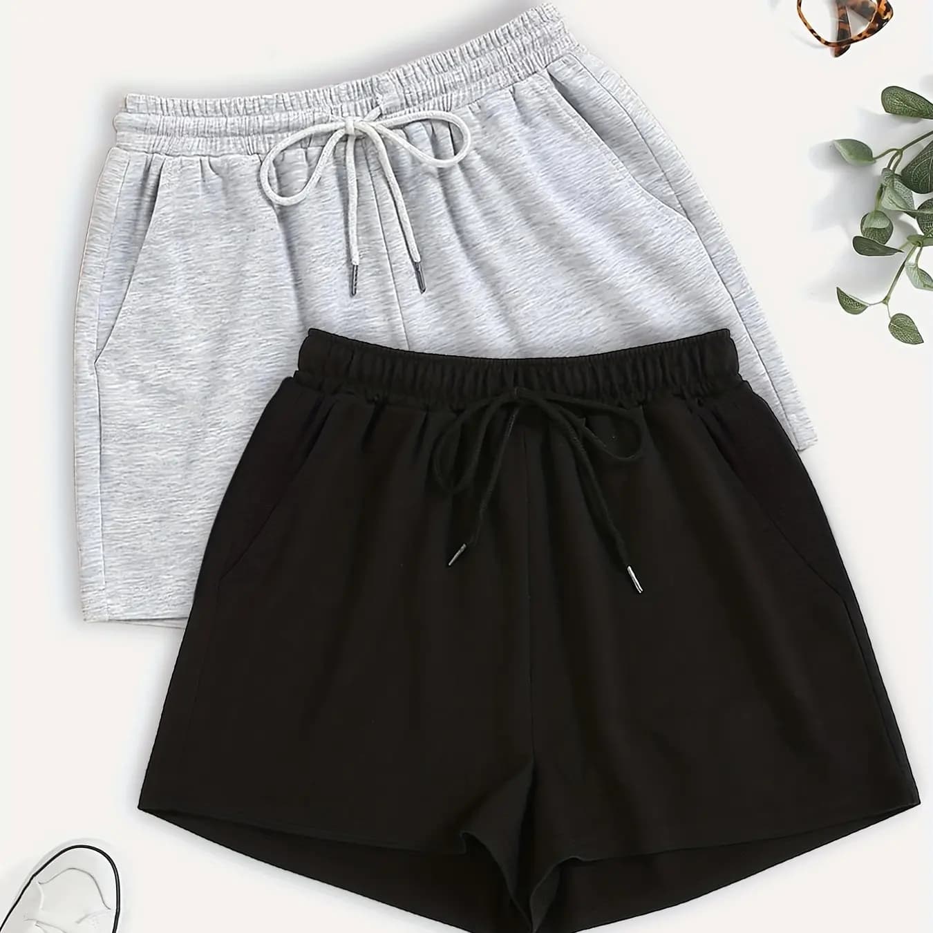 Women's Summer Solid Color Casual Shorts Elastic Waistband Sweat-wicking and Breathable Suitable for Sports Running and Fitness