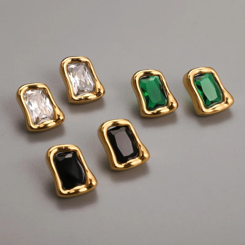 Orecchini con zirconi in acciaio al titanio Gioielli per orecchie di nicchia Accessori vintage leggeri di lusso in acciaio inossidabile per le donne che non sbiadiscono