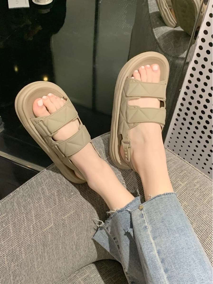 Korean Sle Flat Bot Roman Sandals Women's Summer Casual Vaion Versatile Beach Slippers Thin Straps Faionable Sandals