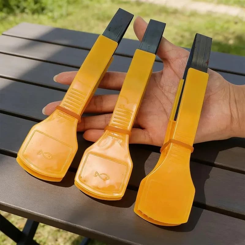 Attrezzo per la Potatura delle Uve, Pettine per la Sfilatura delle Frutte, Strumento per la Raccolta in Vigneto, Trimmer Manuale per Grappoli d'Uva, per Giardinaggio e Agricoltura, Potatore per Mirtilli
