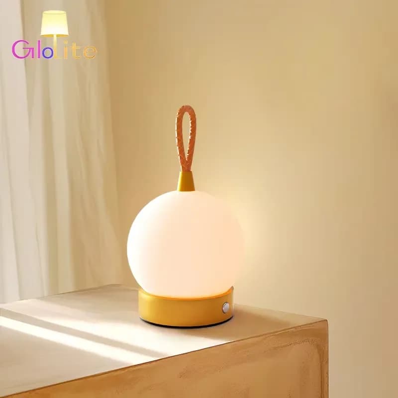 Hot ** creative minimalist modern desk lamp bedroom bedside lamp Ins girl romantic atmosphere night light camping lamp