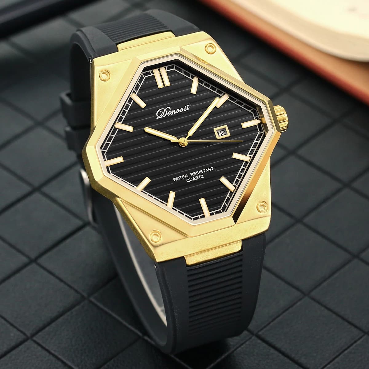Nuovo orologio da uomo con quadrante con diamanti pappagallo, orologio da uomo di nicchia con luce notturna ultrasottile in stile business