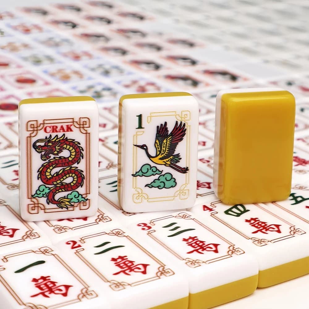 2026 New Luxury American Mahjong Tiles Acrylic Engraved Mahjong Set Travel Mah Jongg Set for Home Party Entertainment Board Game