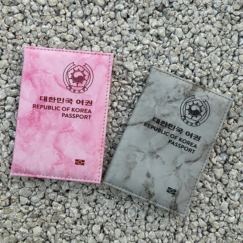 Porta Passaporto in Pelle PU con Motivo Marmorizzato per la Repubblica della Corea