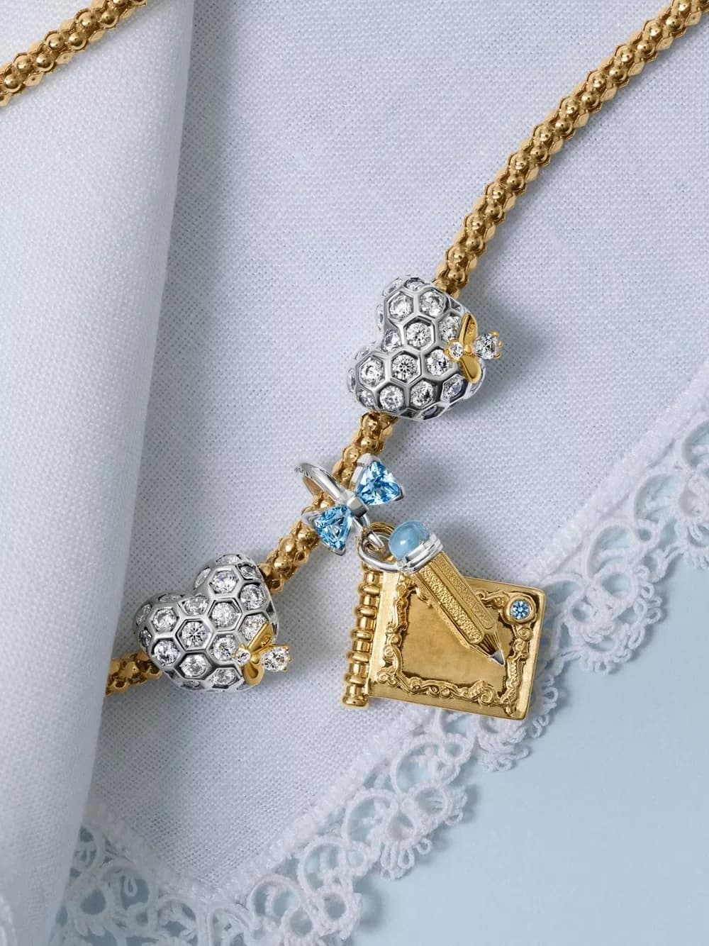Ciondoli Disney in Argento 925 Originale, Charm a Forma di Fiore e Cuore, Compatibili con Bracciali e Collane, Gioielli di Lusso Fai-da-Te per Donne, Regali Raffinati