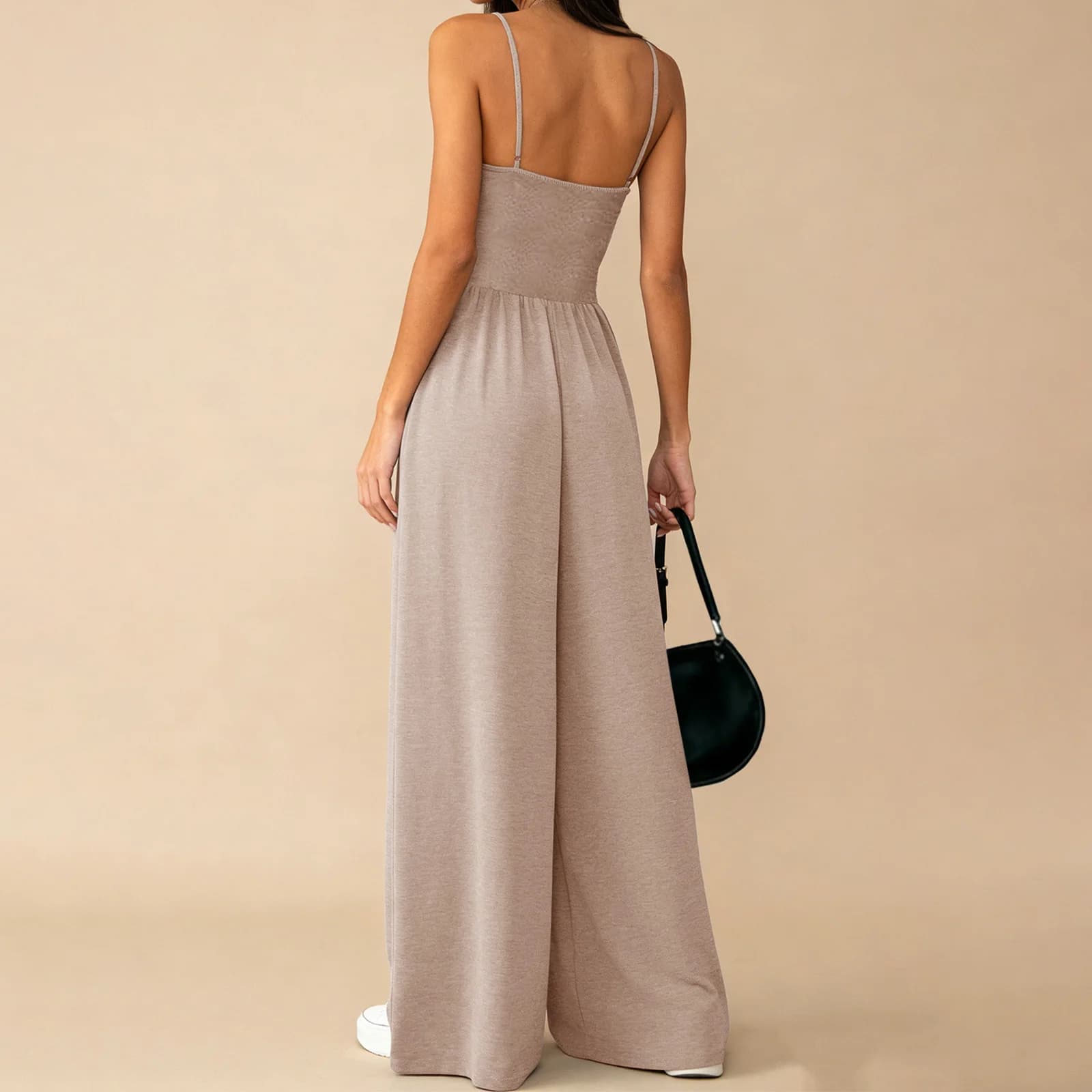 Vintage Y2K style summer sports suits, with thin shoulder straps, sleeveless, high waist, fitness adherents, running and gym