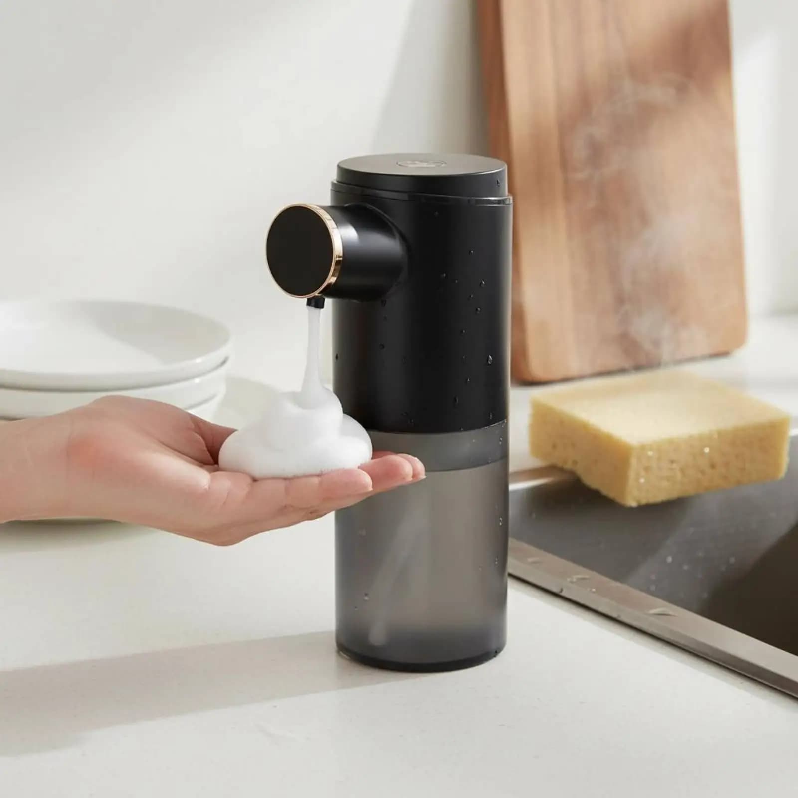 Rechargeable Automatic Soap Dispenser Touchless Hand Wash Device with Digital Screen for Bathroom Countertop or Wall Mount