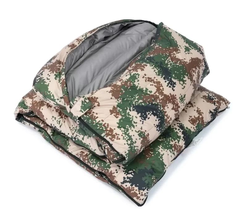 Sandbag with customizable camping envelope for the cold outdoor season, grade zero, natural raincoat for the cold season
