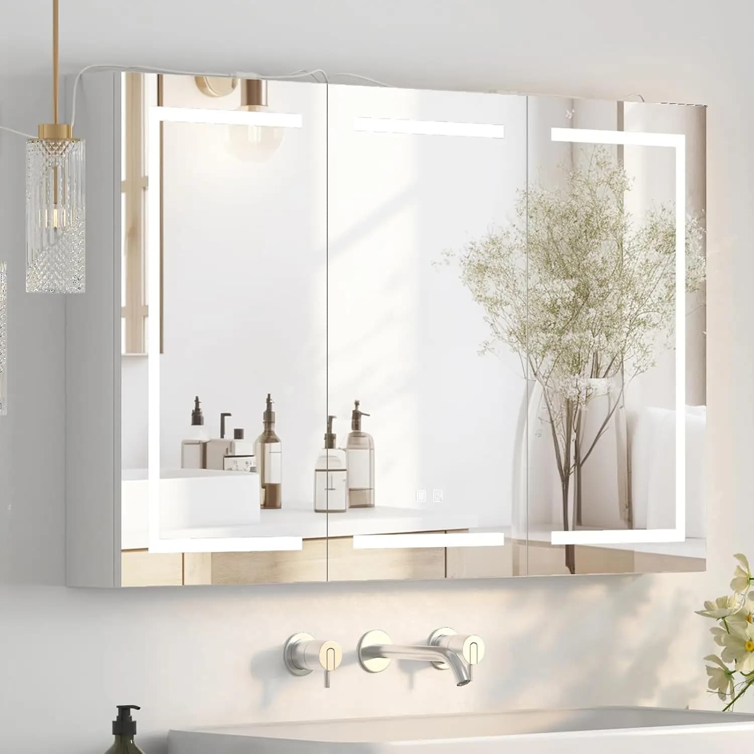 Grande Armadietto Medicinali a LED con Specchio da Bagno a 3 Ante, Montaggio a Parete, 47 Pollici, Antiappannamento, Dimmerabile, Personalizzabile